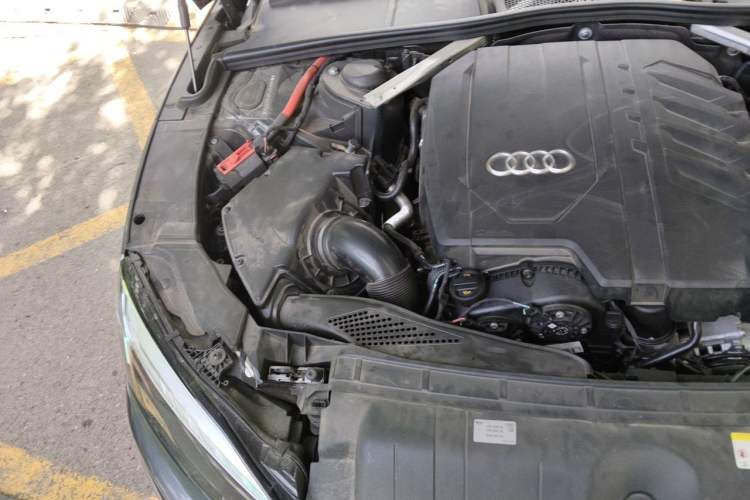 Used Audi A5  Engine Bay Right