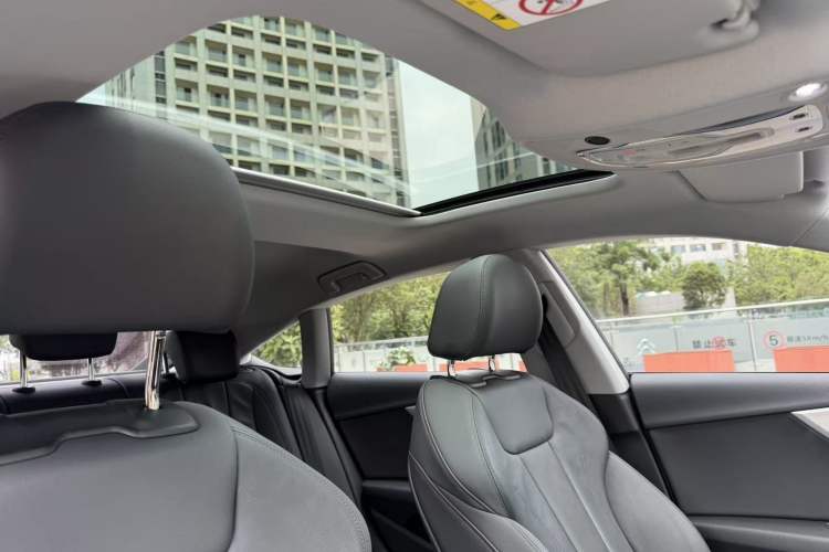 Used Audi A5 2022 Sportback 40 TFSI Fashionable and Dynamic Model Headliner