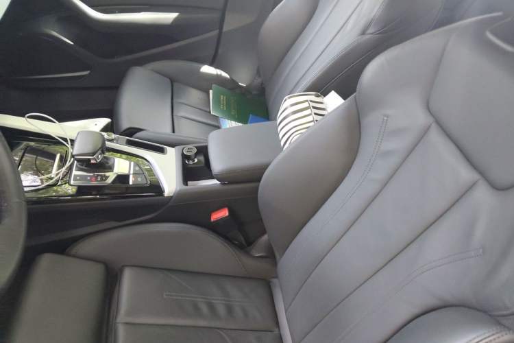 Used Audi A5  Left Front Seat