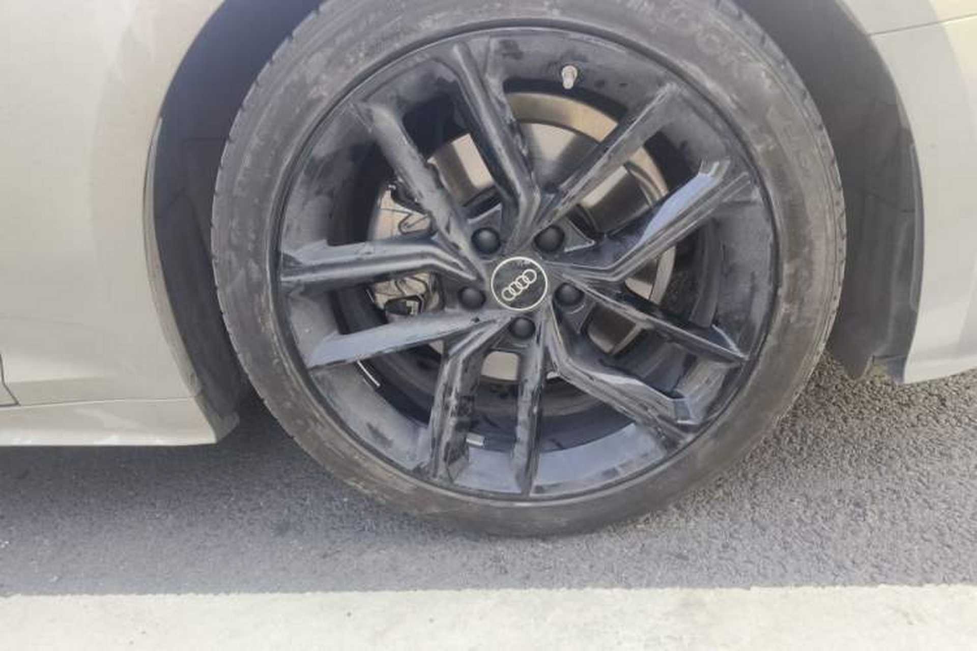 Used Audi A5 2022 Cabriolet 40 TFSI Fashion Dynamic Model Right Front Wheel Hub