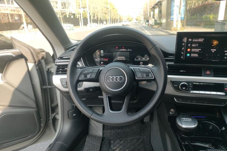 Used Audi A5 2022 Coupe 40 TFSI Fashion Dynamic Model Steering Wheel