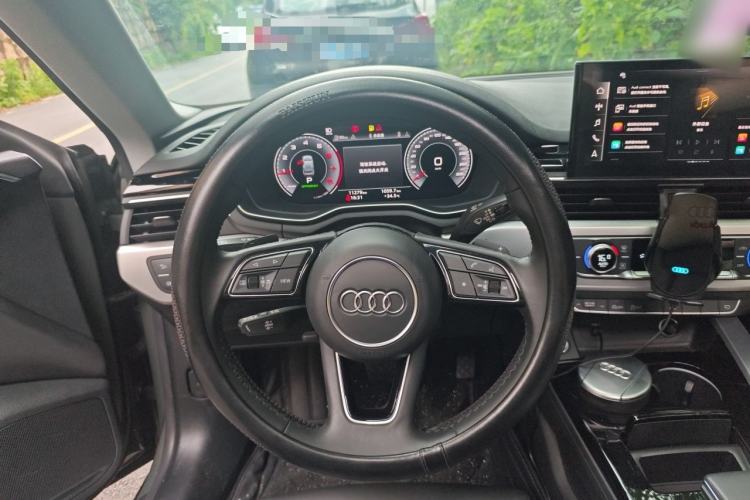 Used Audi A5 2022 Sportback 40 TFSI Fashionable and Dynamic Model Steering Wheel