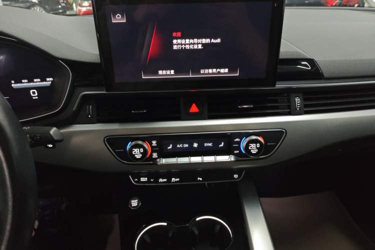 Used Audi A5 2022 Coupe 40 TFSI Fashion Dynamic Model Audio And AC Panel