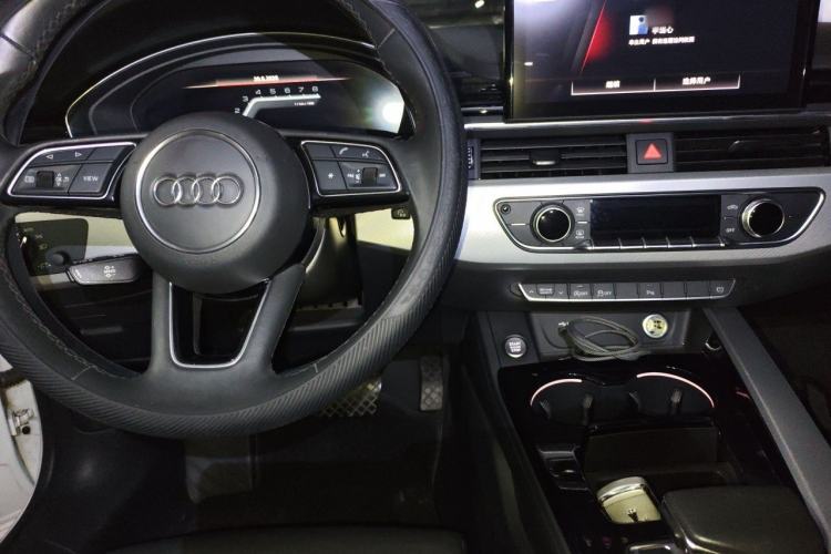 Used Audi A5 2022 Coupe 40 TFSI Fashion Dynamic Model Center Console