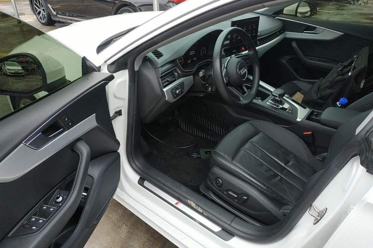 Used Audi A5 2022 Sportback 40 TFSI Fashionable and Dynamic Model Driver Seat