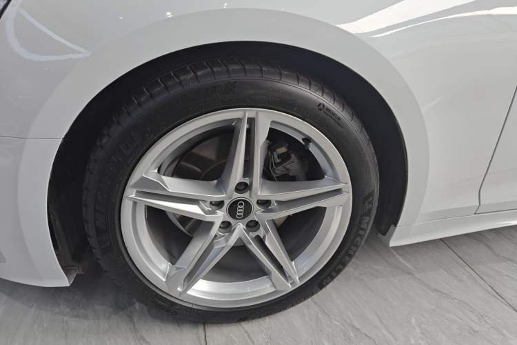 Used Audi A5 2022 Sportback 40 TFSI Stylish and Elegant Model Exterior 3