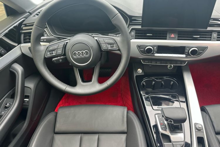 Used Audi A5 2022 Sportback 40 TFSI Fashionable and Dynamic Model Interior 3