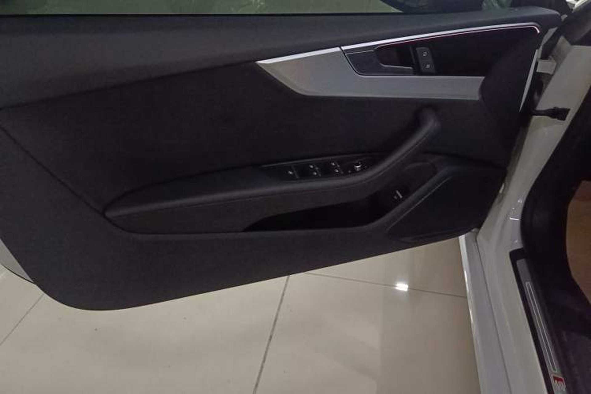 Used Audi A5 2022 Cabriolet 40 TFSI Fashion Dynamic Model Interior 8