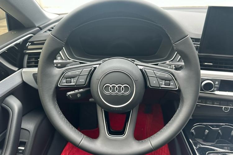 Used Audi A5 2022 Sportback 40 TFSI Fashionable and Dynamic Model Interior 9