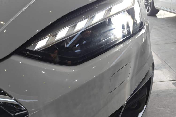 Used Audi A5 2022 Sportback 40 TFSI Stylish and Elegant Model Left Front Headlight
