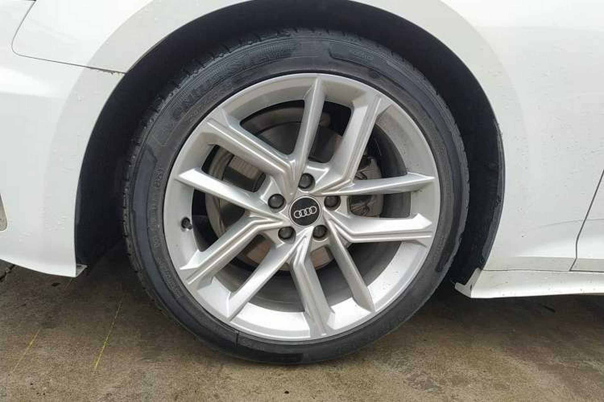 Used Audi A5 2022 Sportback 40 TFSI Fashionable and Dynamic Model Left Front Wheel Hub