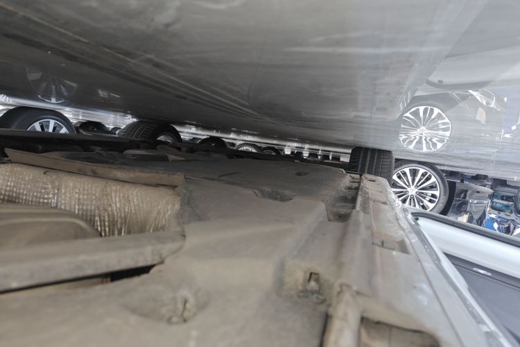Used Audi A5 2022 Sportback 40 TFSI Stylish and Elegant Model Left Side Sill