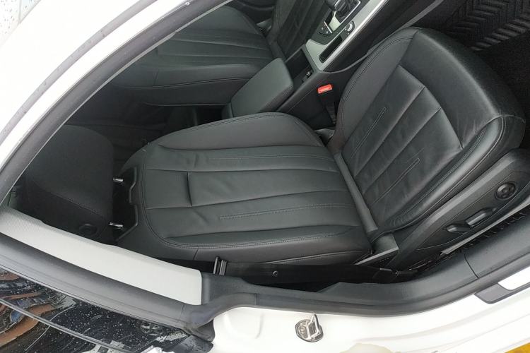Used Audi A5 2022 Sportback 40 TFSI Fashionable and Dynamic Model Right Front Seat