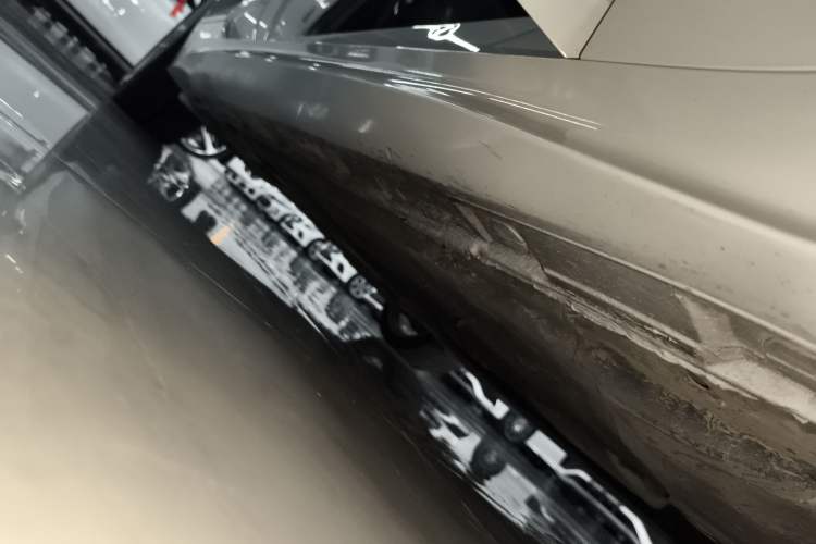 Used Audi A5 2022 Coupe 40 TFSI Fashion Dynamic Model Right Side Sill