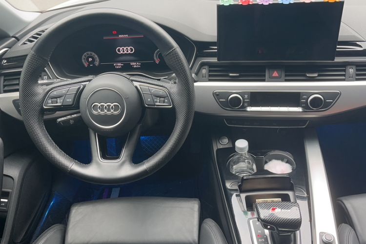 Used Audi A5 2022 Sportback 40 TFSI Fashionable and Dynamic Model Steering Wheel