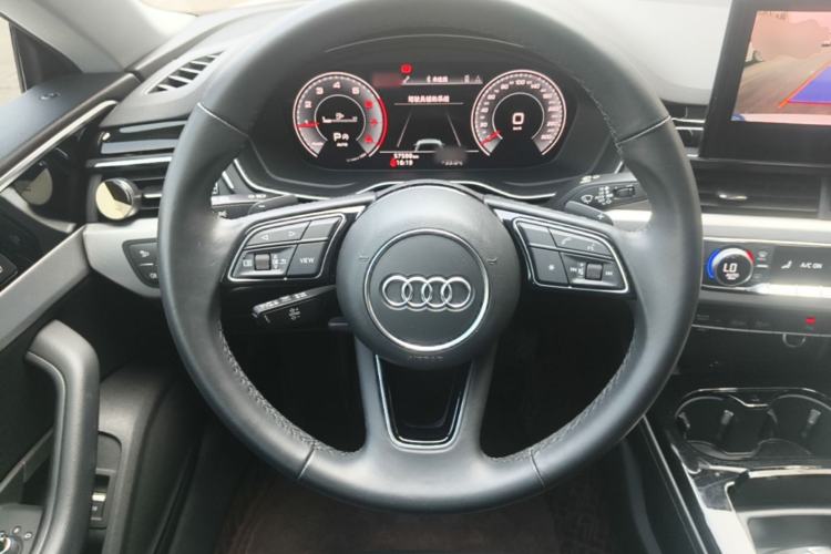Used Audi A5 2022 Sportback 40 TFSI Fashionable and Dynamic Model Steering Wheel