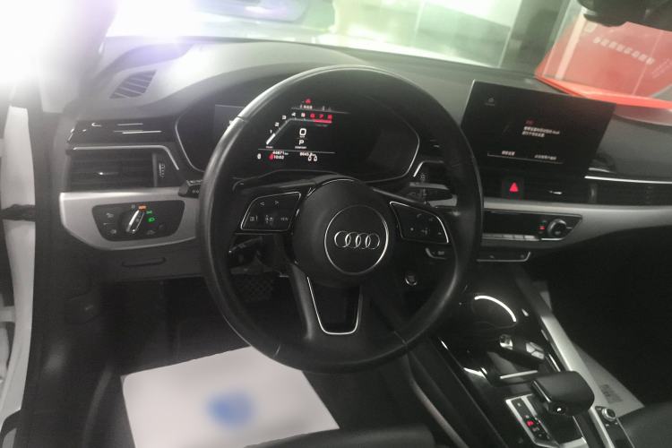 Used Audi A5 2022 Coupe 40 TFSI Fashion Dynamic Model Steering Wheel