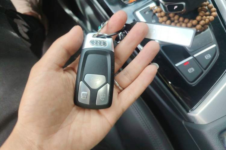 Used Audi A5 2022 Sportback 40 TFSI Fashionable and Dynamic Model Vehicle Key