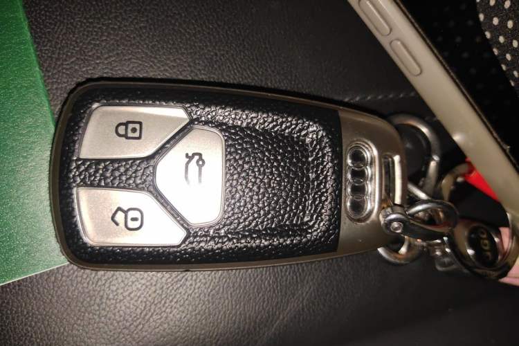 Used Audi A5 2022 Cabriolet 40 TFSI Fashion Dynamic Model Vehicle Key