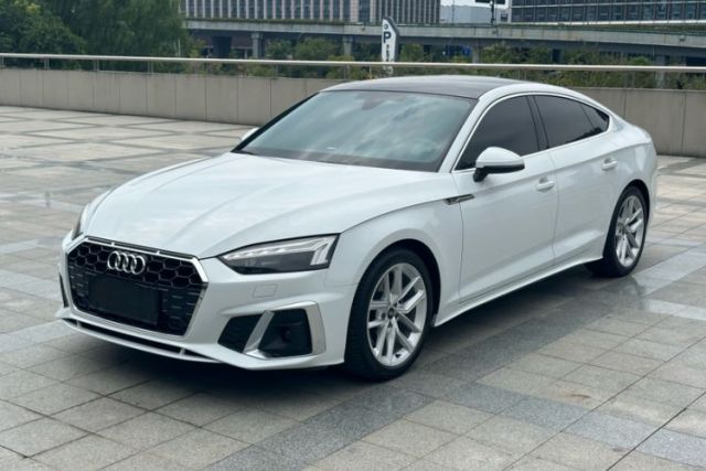 Audi A5 2022 Sportback 40 TFSI Fashionable and Dynamic Model de segunda mano