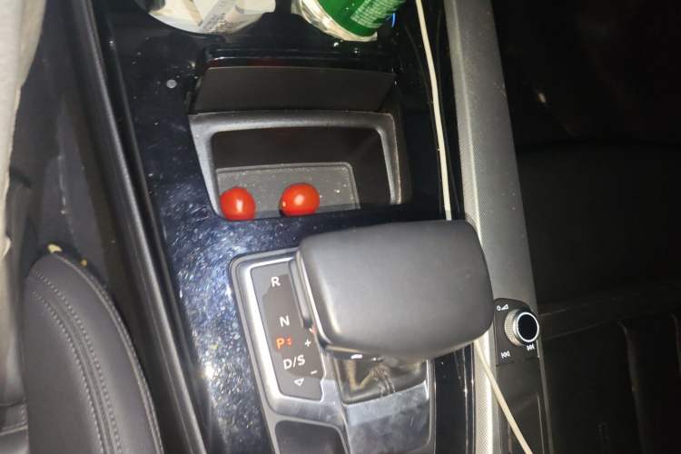 Used Audi A5 2023 Coupe 40 TFSI Fashionable and Dynamic Model Gear Lever