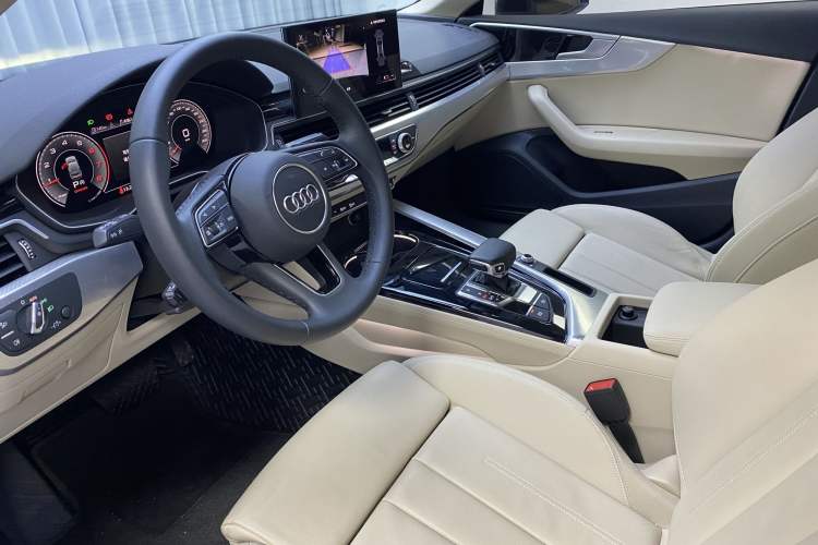 Used Audi A5 2023 Sportback 40 TFSI Fashionable and Dynamic Model Interior 1
