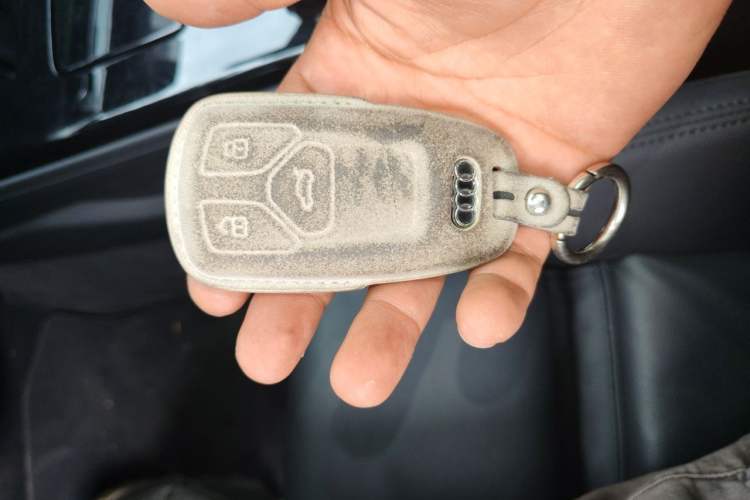 Used Audi A5 2023 Coupe 40 TFSI Fashionable and Dynamic Model Vehicle Key