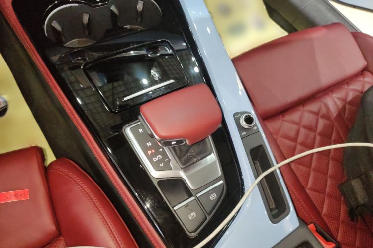 Used Audi A5 2023 Coupe 40 TFSI Fashionable and Dynamic Model Gear Lever