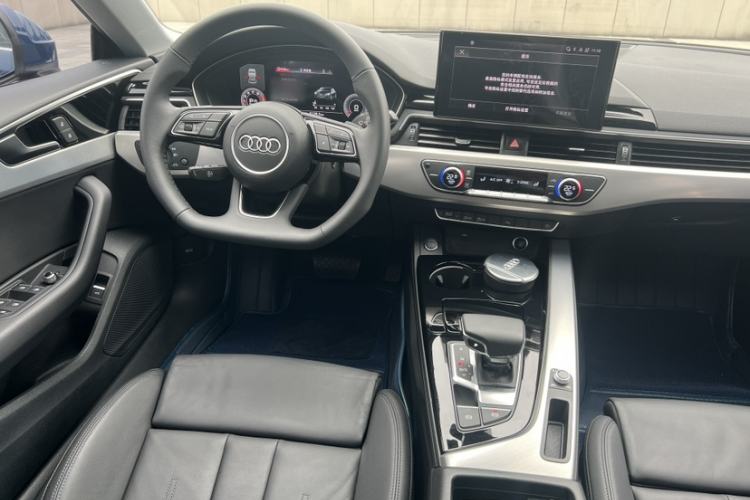 Used Audi A5 2023 Sportback 40 TFSI Fashionable and Dynamic Model Interior 4