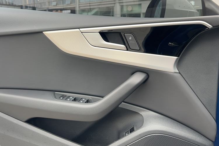 Used Audi A5 2023 Sportback 40 TFSI Fashionable and Dynamic Model Interior 5
