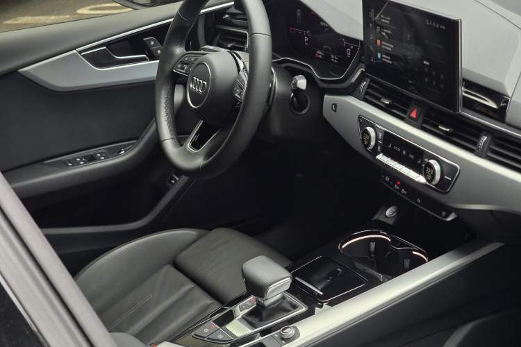 Used Audi A5 2023 Sportback 40 TFSI Fashionable and Dynamic Model Interior 8
