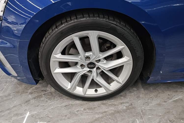 Used Audi A5 2023 Sportback 40 TFSI Fashionable and Dynamic Model Left Front Wheel Hub