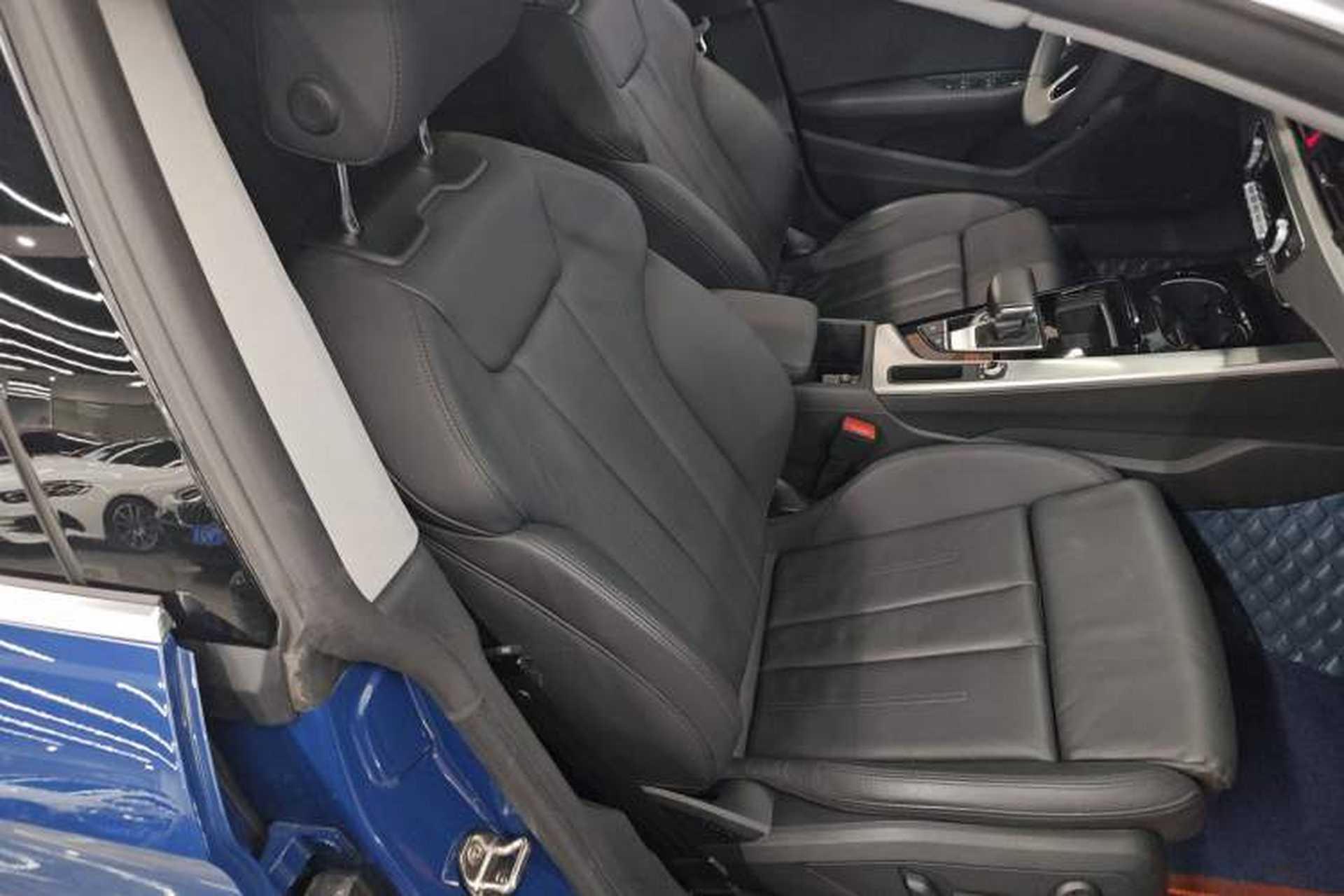 Used Audi A5 2023 Sportback 40 TFSI Fashionable and Dynamic Model Right Front Seat
