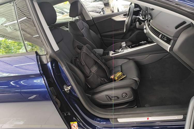 Used Audi A5 2023 Sportback 40 TFSI Fashionable and Dynamic Model Right Front Seat