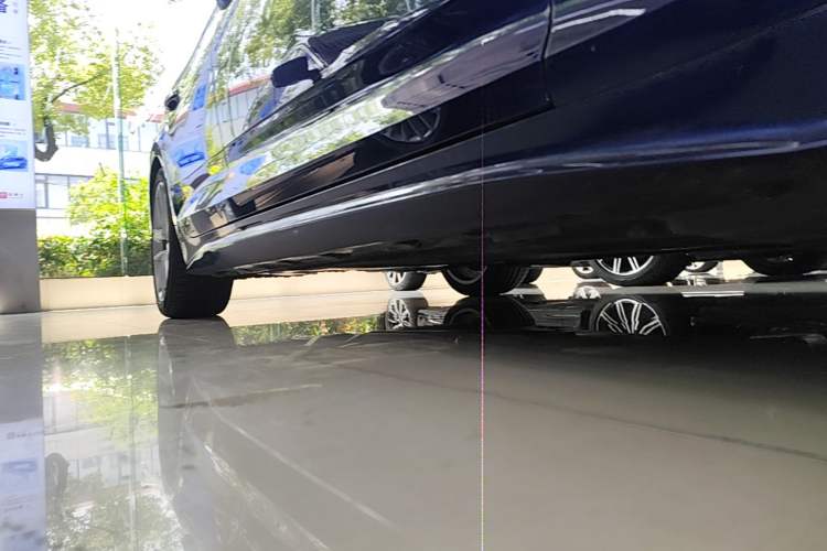 Used Audi A5 2023 Sportback 40 TFSI Fashionable and Dynamic Model Right Side Sill