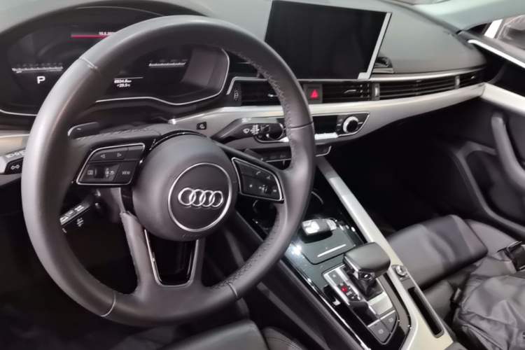 Used Audi A5 2023 Sportback 40 TFSI Fashionable and Dynamic Model Center Console