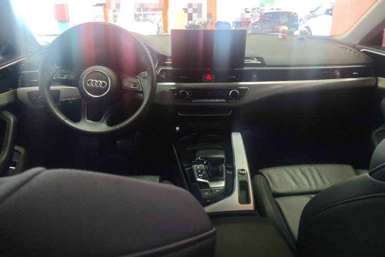 Used Audi A5 2023 Sportback 40 TFSI Fashionable and Dynamic Model Center Console