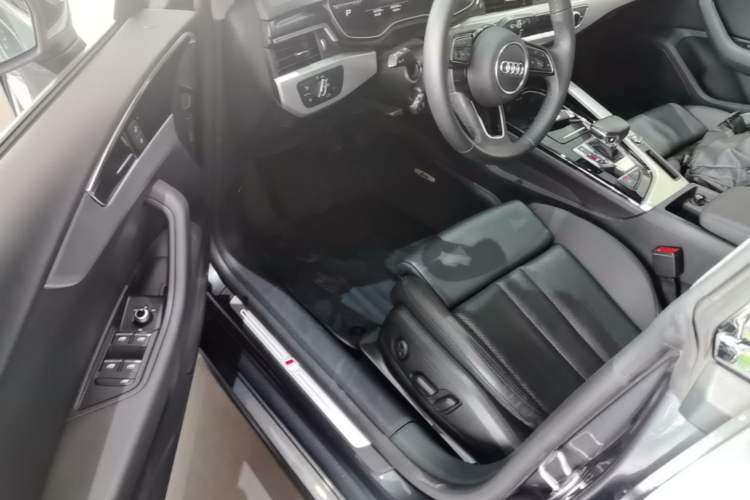 Used Audi A5 2023 Sportback 40 TFSI Fashionable and Dynamic Model Driver Seat