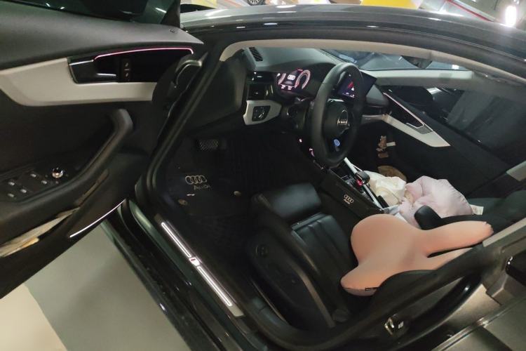 Used Audi A5 2023 Sportback 40 TFSI quattro Luxury Dynamic Edition Driver Seat