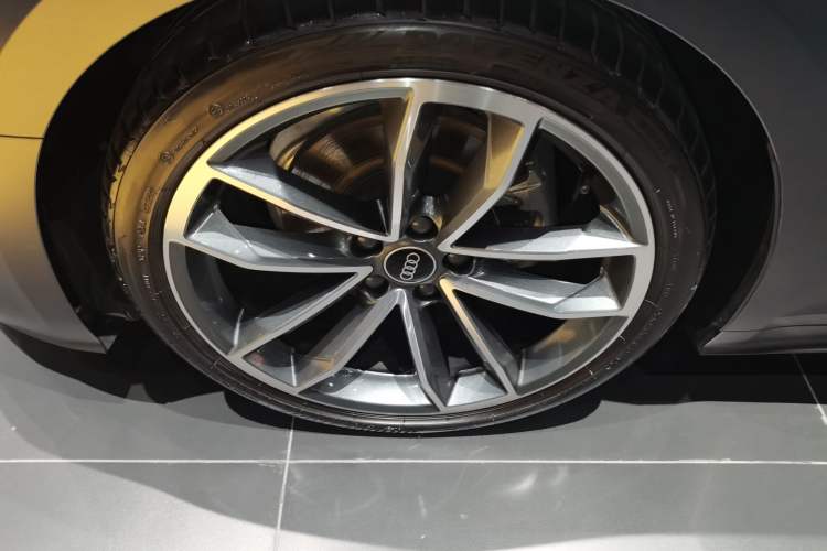 Used Audi A5 2023 Coupe 40 TFSI Fashionable and Dynamic Model Exterior 7
