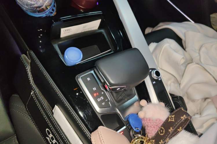 Used Audi A5 2023 Sportback 40 TFSI quattro Luxury Dynamic Edition Gear Lever