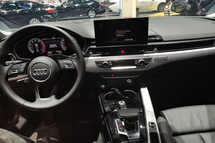 Used Audi A5 2023 Coupe 40 TFSI Fashionable and Dynamic Model Interior 2