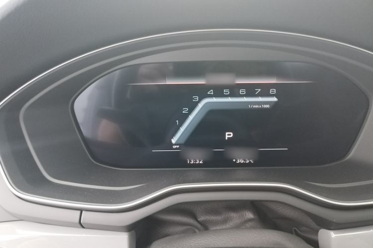 Used Audi A5 2023 Coupe 40 TFSI Fashionable and Dynamic Model Interior 4