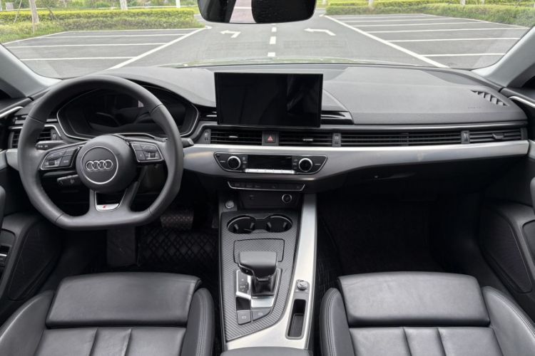 Used Audi A5 2023 Sportback 40 TFSI Fashionable and Dynamic Model Interior 4