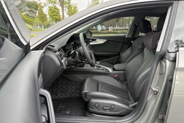 Used Audi A5 2023 Sportback 40 TFSI Fashionable and Dynamic Model Interior 7