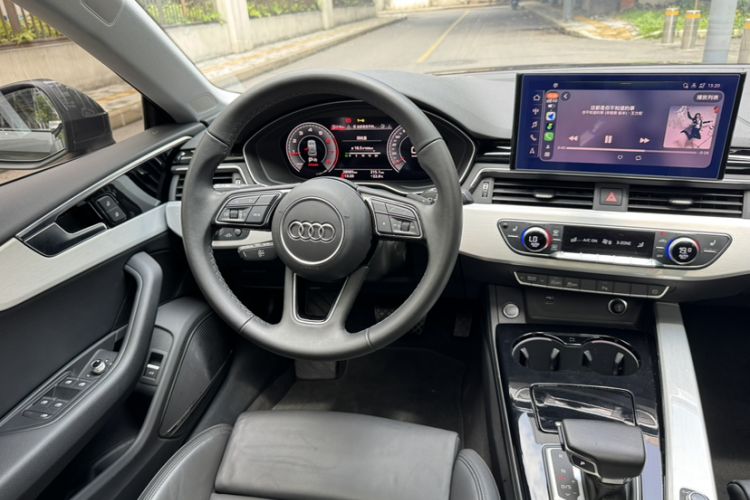 Used Audi A5 2023 Sportback 40 TFSI quattro Luxury Dynamic Edition Interior 7