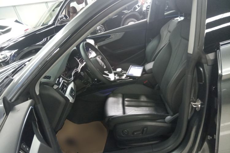 Used Audi A5 2023 Sportback 40 TFSI quattro Luxury Dynamic Edition Left Front Seat