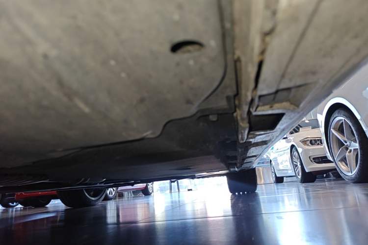 Used Audi A5 2023 Sportback 40 TFSI quattro Luxury Dynamic Edition Left Side Sill