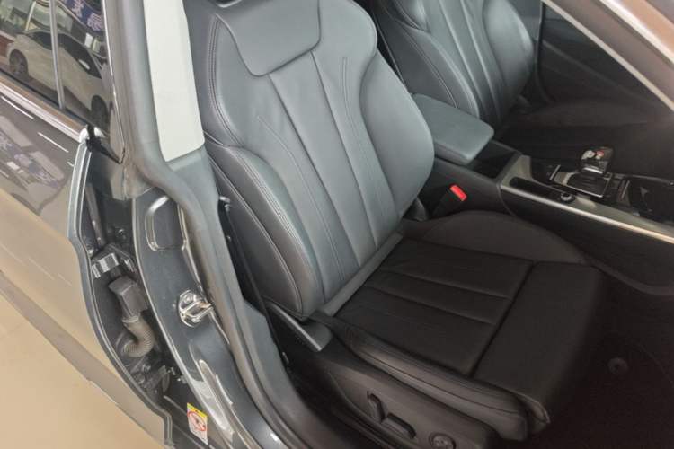 Used Audi A5 2023 Sportback 40 TFSI Fashionable and Dynamic Model Right Front Seat
