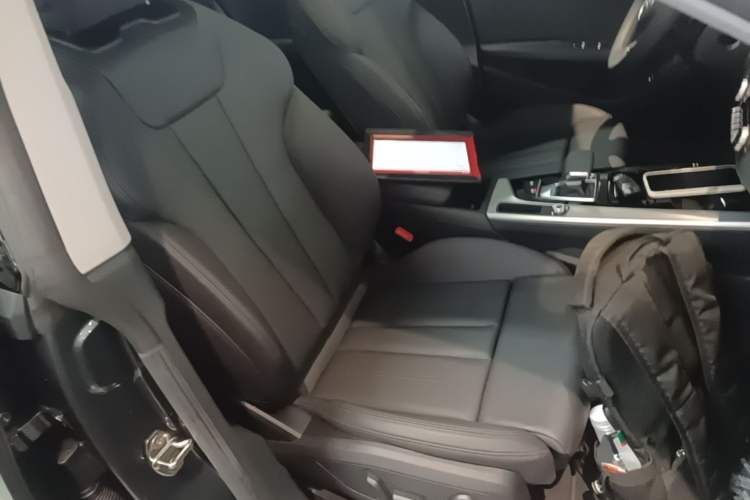 Used Audi A5 2023 Sportback 40 TFSI Fashionable and Dynamic Model Right Front Seat